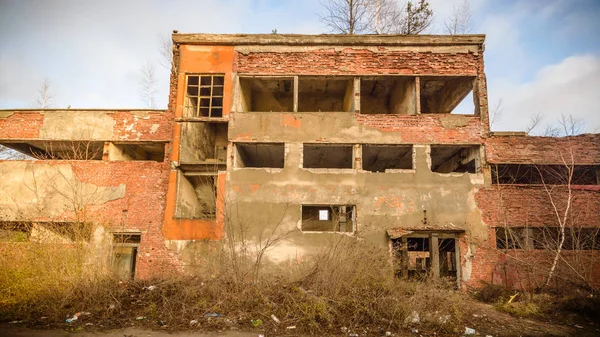 Ruïnes Van Een Zeer Sterk Vervuilde Industriële Fabriek Plaats Stond — Stockfoto