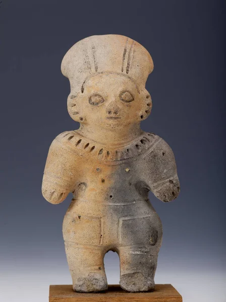 Anthropomorphe Figur Aus Lehm Oder Argil Antike Kunst Ecuadors — Stockfoto
