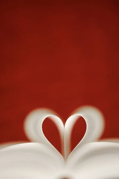 Coração Amor Entre Páginas — Fotografia de Stock
