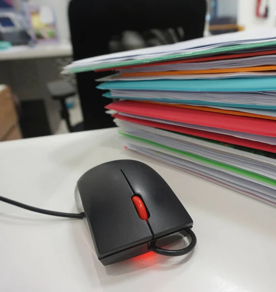 Computer Mouse Document Folder Placed Desk Office — Stock Photo, Image