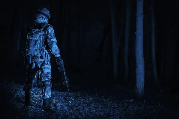 Opération Militaire Nuit Concept Classement Des Couleurs Bleu Foncé Soldat — Photo