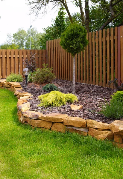 Dekorative Gartenecke Foto Vom Juni Litauen — Stockfoto