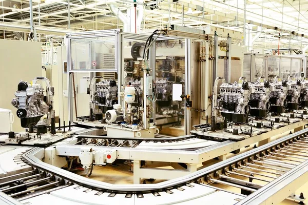 Production Line Manufactoring Engines Car Factory — Stock Photo, Image