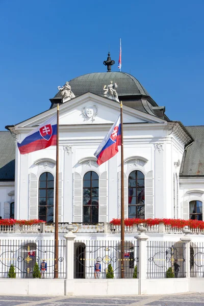 Προεδρική Κατοικία Στο Grassalkovich Παλάτι Μπρατισλάβα Σλοβακία — Φωτογραφία Αρχείου