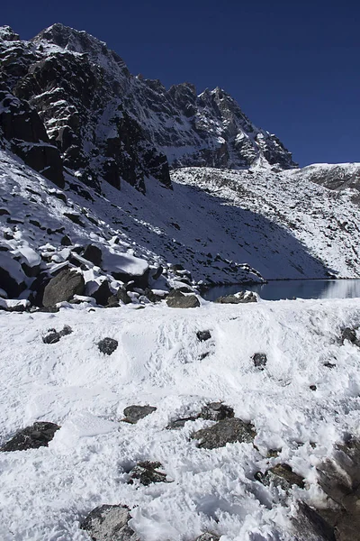 Paisaje Nevado Valle Gokyo —  Fotos de Stock