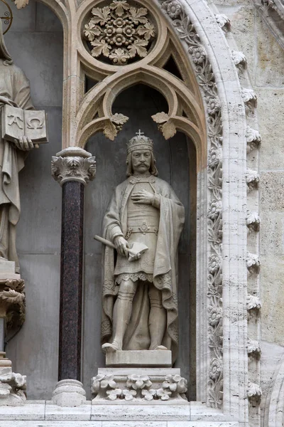 Estatua San Ladislao Rey Fachada Catedral Zagreb —  Fotos de Stock