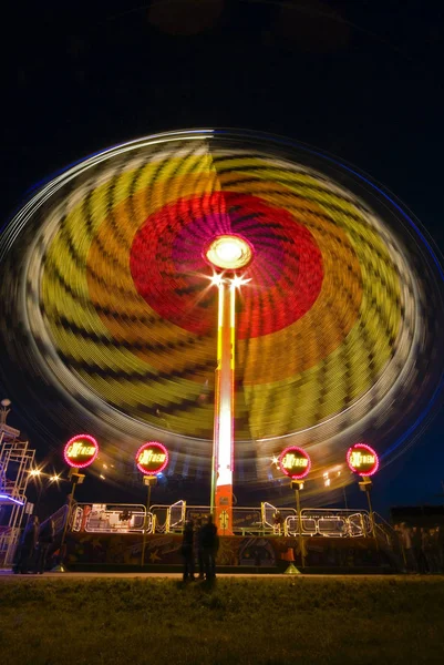 Roda Colorida Parque Temático — Fotografia de Stock