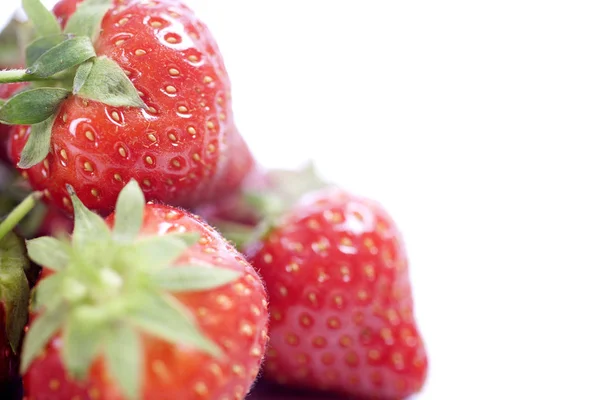 Frische Erdbeeren Auf Isoliertem Hintergrund — Stockfoto