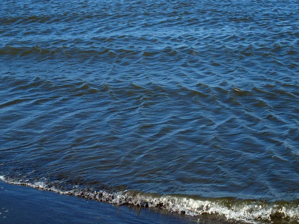 Rimpelingen Het Oppervlak Van Deep Blue Ocean — Stockfoto