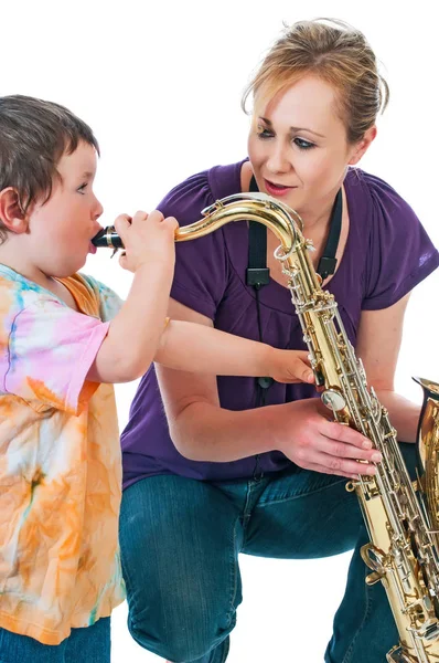 Kleine Jongen Met Plezier Doen Alsof Een Saxofoon Spelen Geïsoleerd — Stockfoto