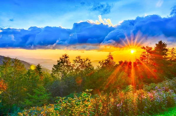 Blue Ridge Parkway Конце Лета Аппалачские Горы Закат Западный Пейзаж — стоковое фото