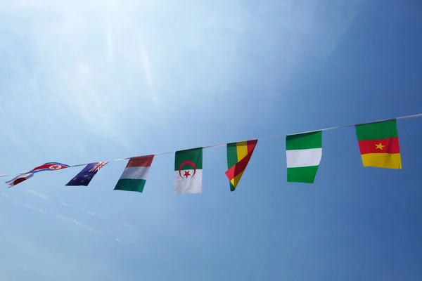Una Colección Banderas Colocadas Para Apoyar Varias Naciones Copa Del —  Fotos de Stock