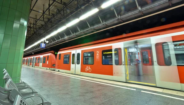 Stanice Metra Vlakem Mnichově Německo — Stock fotografie