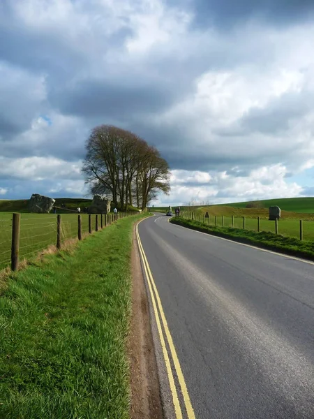 Camino Que Atraviesa Círculo Piedra Avebury Patrimonio Humanidad — Foto de Stock