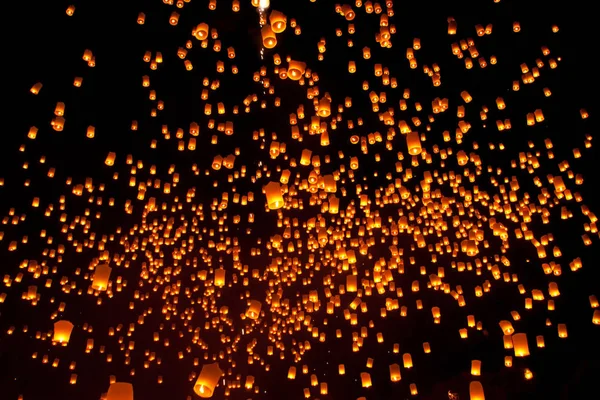 Tailandia Loy Krathong Peng Festival Chiang Mai Provincia Por Noche — Foto de Stock