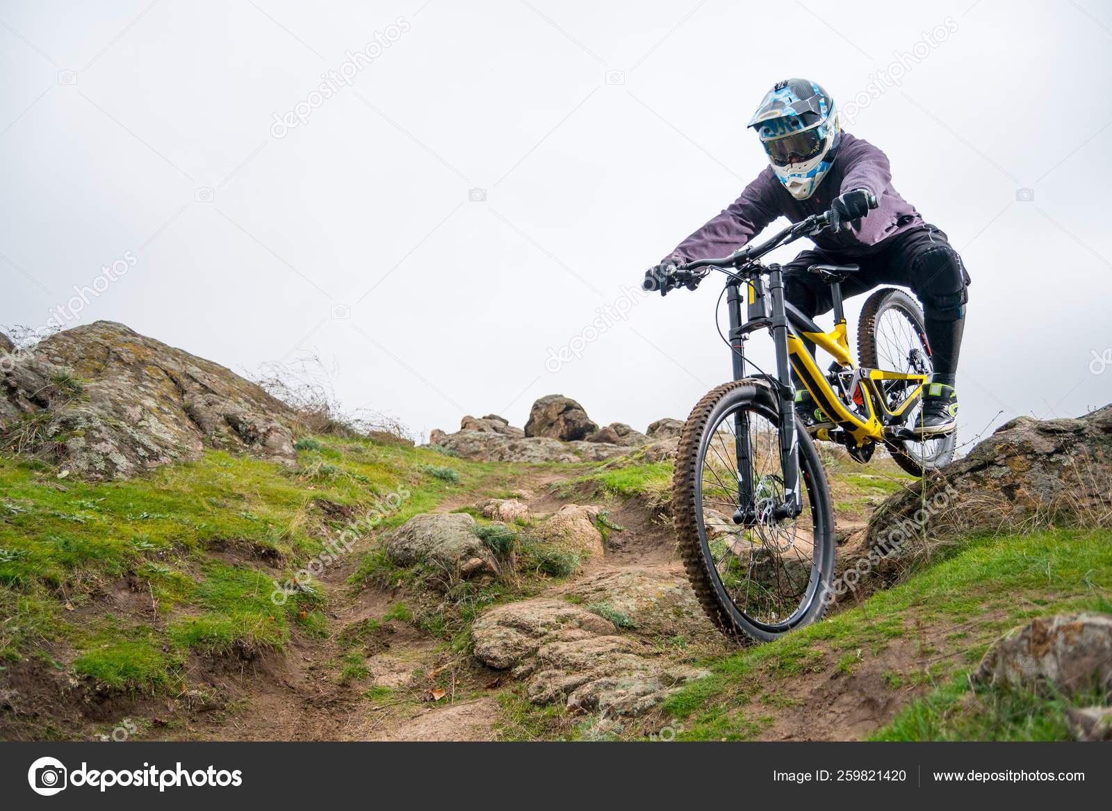 enduro bike riding
