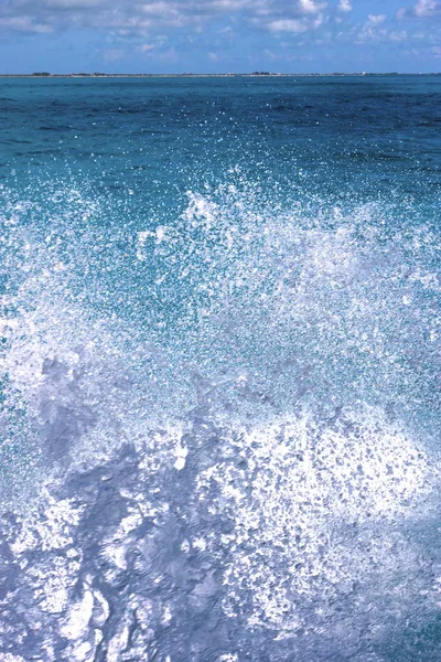 Terra Schiuma Messicana Blu Goccia Del Mare Giornata Sole Onda — Foto Stock