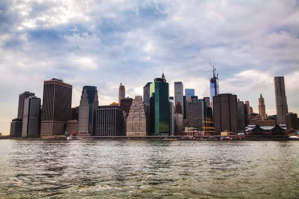 New York City Stadsbild Molnig Dag — Stockfoto