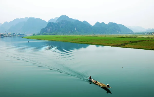 Csodálatos Természeti Táj Quang Binh Vietnam Nap Mozgó Folyó Folyóparti — Stock Fotó