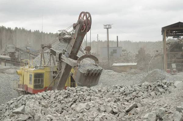 Excavadora Hidráulica Potencia Que Trabaja Cantera Oruga — Foto de Stock