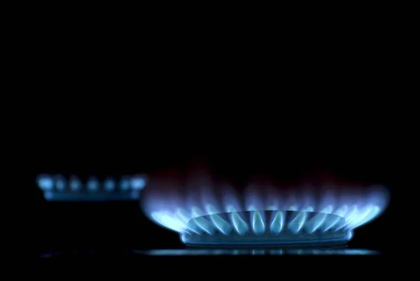Пламя Газовой Плиты Темноте — стоковое фото