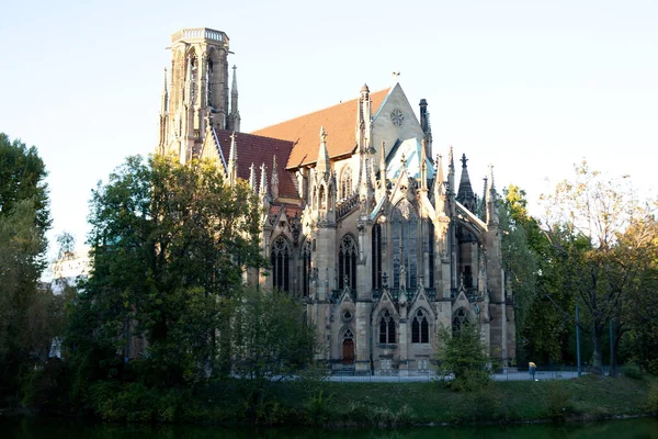 Gotický Kostel Parku Stuttgartu — Stock fotografie