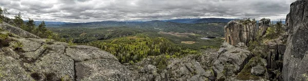 Panorama Panorâmico Paisagem Rochosa Gygrestolen Noruega — Fotografia de Stock