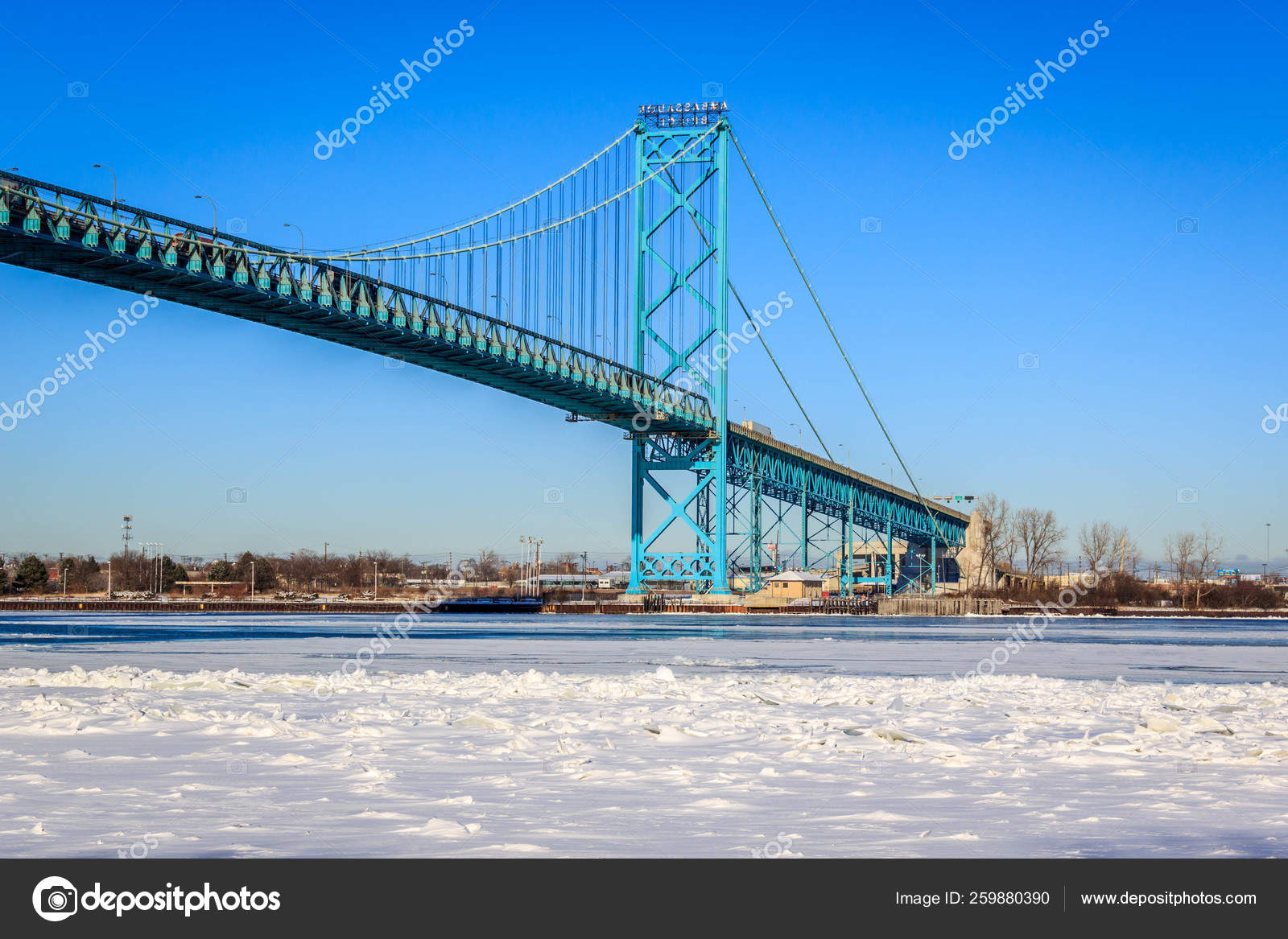 Imágenes de Puente ambassador libres de derechos | DepositPhotos, image size:1600x1167