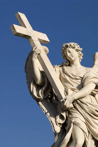 Statua Angelo Che Porta Croce Vicino Castel Sant Angelo Roma — Foto Stock