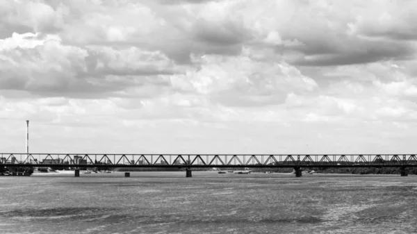 Puente Sobre Río Belgrado Serbia — Foto de Stock