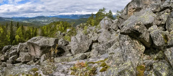 Schilderachtig Panorama Van Het Rotsachtige Landschap Gygrestolen Noorwegen — Stockfoto