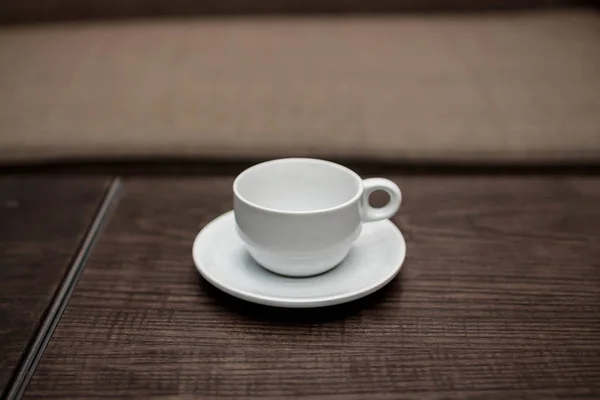 Tazza Caffè Sul Tavolo Vicino — Foto Stock