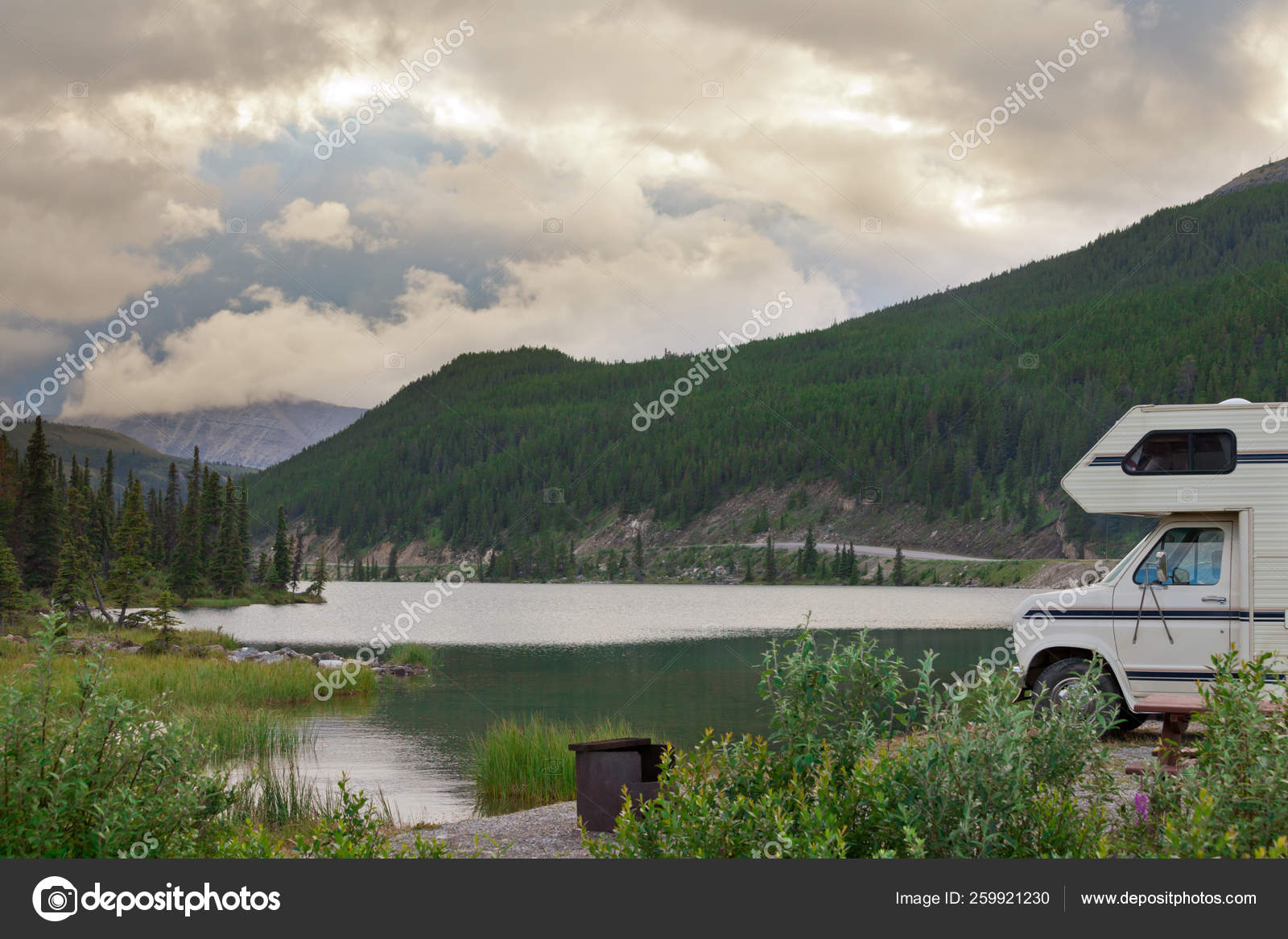 Escape to Serenity: Your Guide to Oregon's Summit Lake Campground