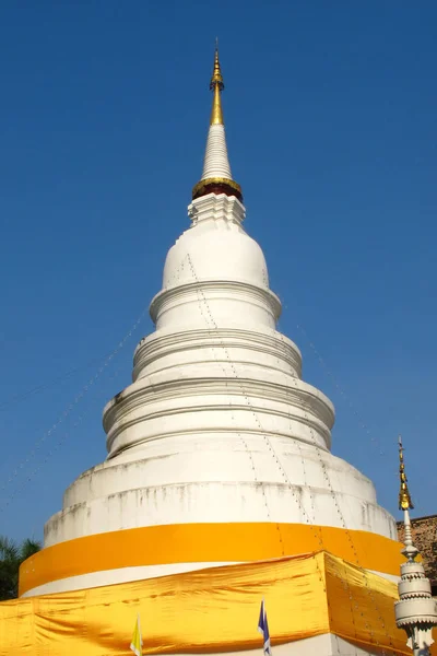Witte Pagode Met Blauwe Hemel Chiang Mai Thailand — Stockfoto