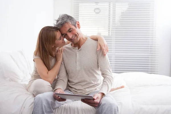 Beautiful Happy Middle Aged Couple Spending Time Together Home — Stock Photo, Image