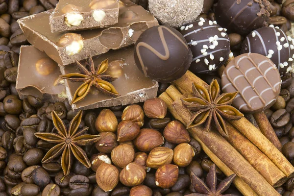 Fondo Con Chocolate Café Especias Frutos Secos —  Fotos de Stock