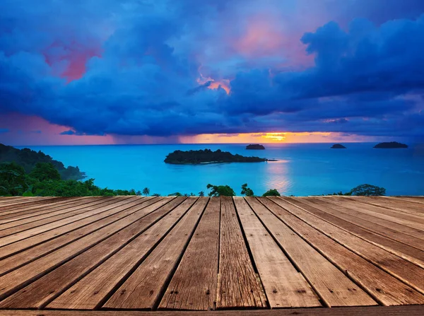 Top Terrasse Bois Avec Beau Ciel Spectaculaire Coucher Soleil Paysage — Photo