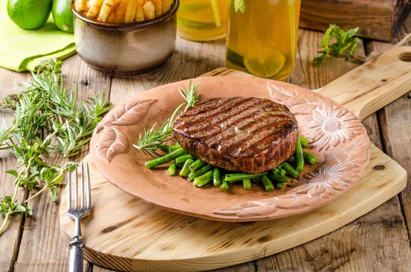 Steak Surlonge Boeuf Avec Limonade Maison Fazolkama — Photo