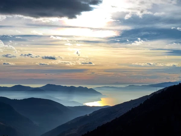 Regionu Gambarogno Švýcarsko Stezka Mount Regionu Gambarogno Výhled Hory Jezero — Stock fotografie