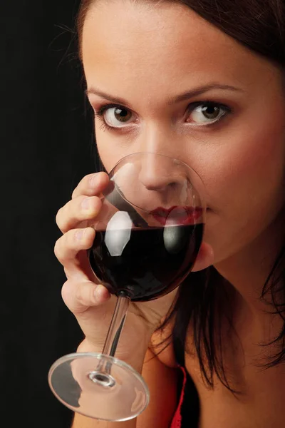 Jeune Femme Lingerie Sexy Avec Verre Vin Rouge Sur Fond — Photo