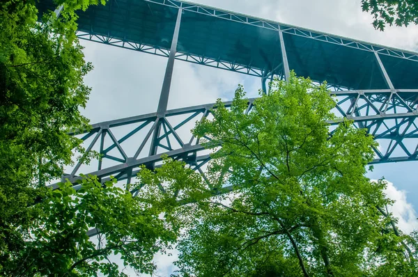 私たちを運ぶウェスト バージニア ニュー リバー ゴージ橋 — ストック写真