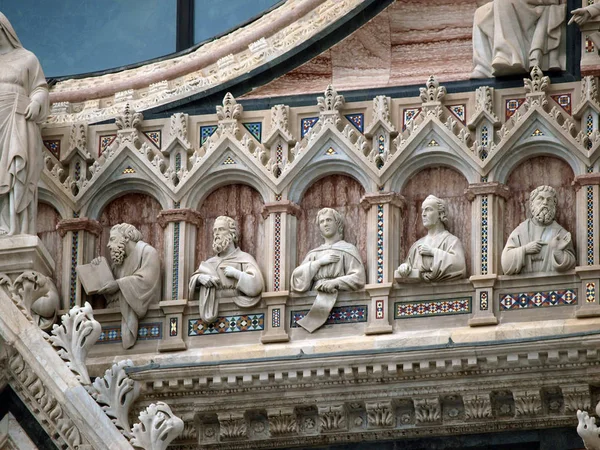 Dettaglio Architettonico Della Facciata Del Duomo Siena Toscana Italia Duomo — Foto Stock