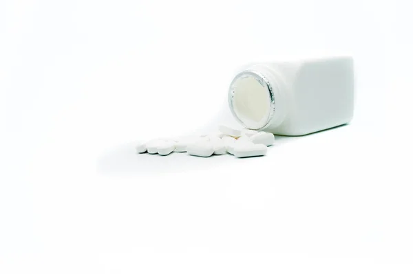 Fehér Üveg Gyógyszer Elkülöníteni Fehér Háttér — Stock Fotó