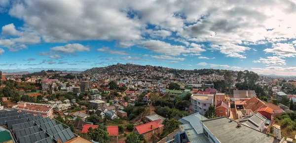 Veduta Delle Case Densamente Affollate Una Delle Tante Colline Antananarivo — Foto Stock