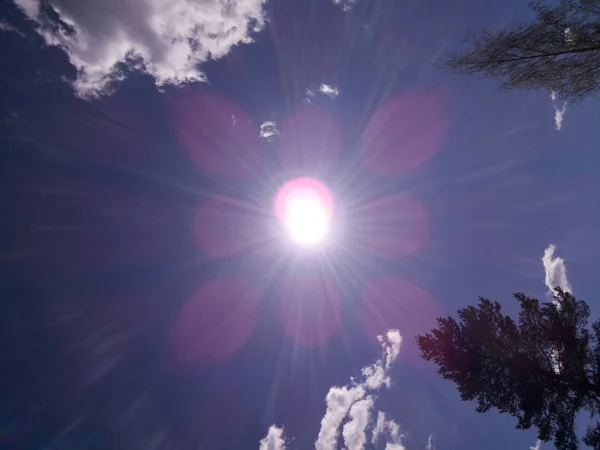 Sonnenstrahlen Den Bergen — Stockfoto