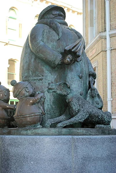 Статуя Бабусі Джайлз Іпсвіч Саффолк — стокове фото