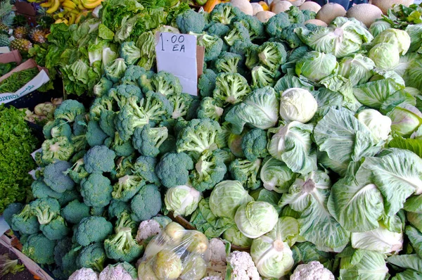 Brócolos Repolho Para Venda Farmers Market — Fotografia de Stock