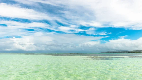 Τομπάγκο Τουριστικό Αξιοθέατο Ρηχό Βάθος Καθαρά Νερά Της Θάλασσας Που — Φωτογραφία Αρχείου