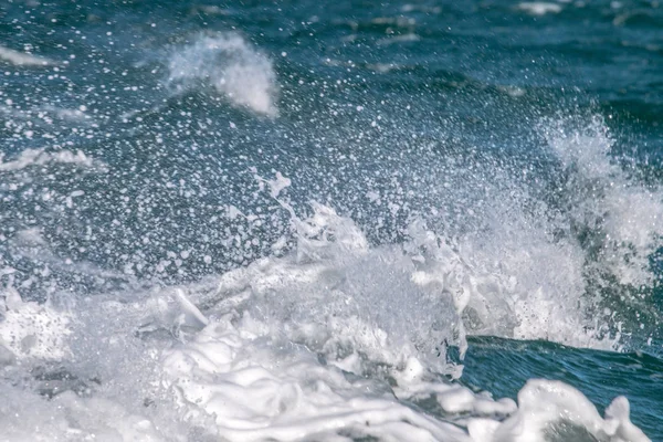 Vista Vicino Delle Onde Dell Oceano Che Infrangono Vicenda — Foto Stock