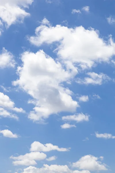 Wolken Lucht Een Heldere Dag Heldere Overdag — Stockfoto
